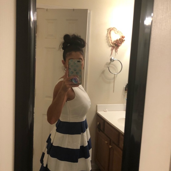 Cute dress from Forever 21 - Picture 4 of 8